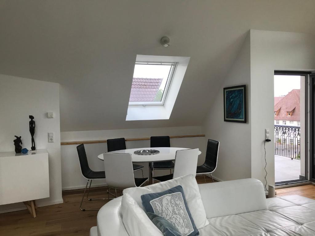 Cloud room 1